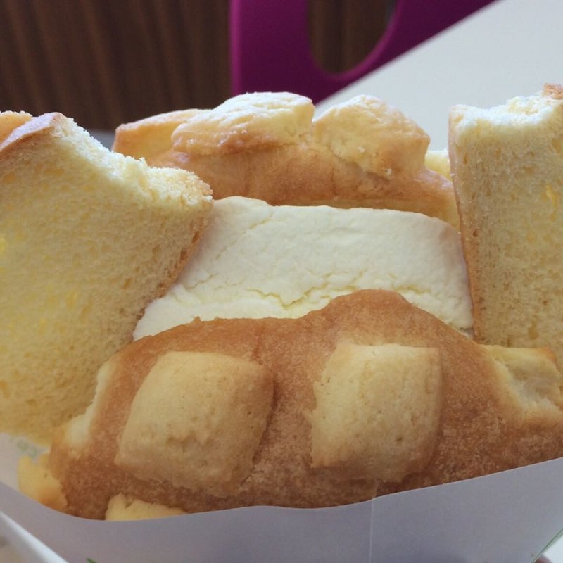 焼きたてメロンパンアイス(世界で２番めにおいしい焼きたてメロンパンアイス ピエリ守山店 )