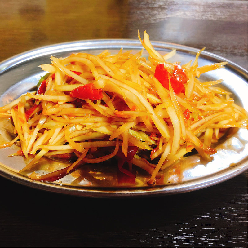 田舎のソムタム(タイ東北モーラム酒店)