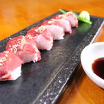 ひとくち♪うまずし 6貫(高級「熊本馬肉」専門店　829アズバード塚本店)