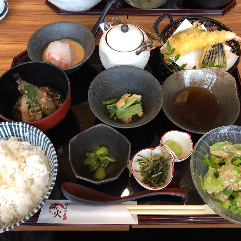 鯛茶漬け天ぷら定食(凛火 新宿東口店 )
