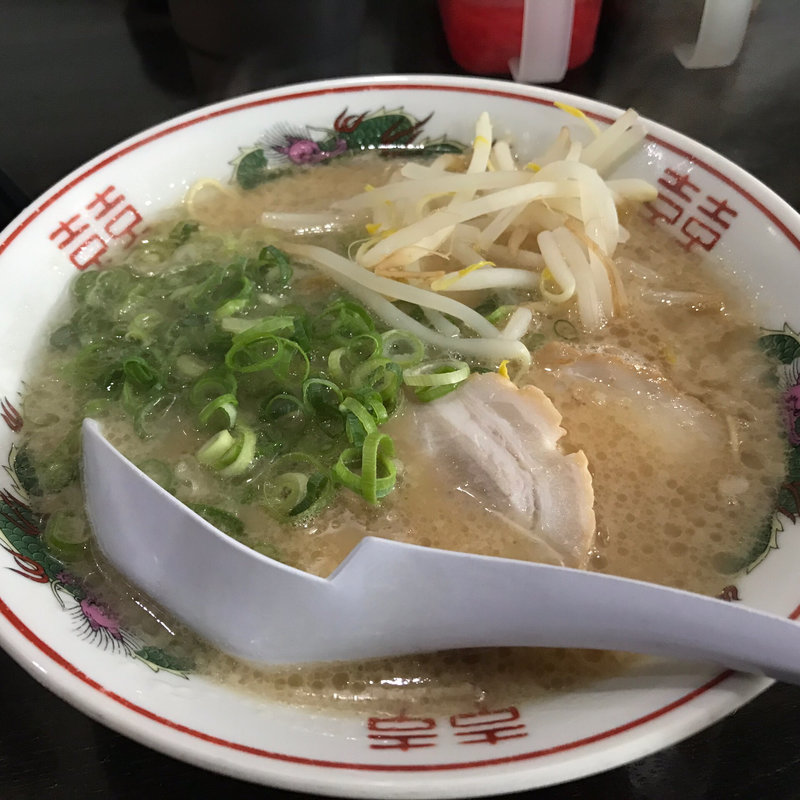ラーメン(らーめん うちいこ)