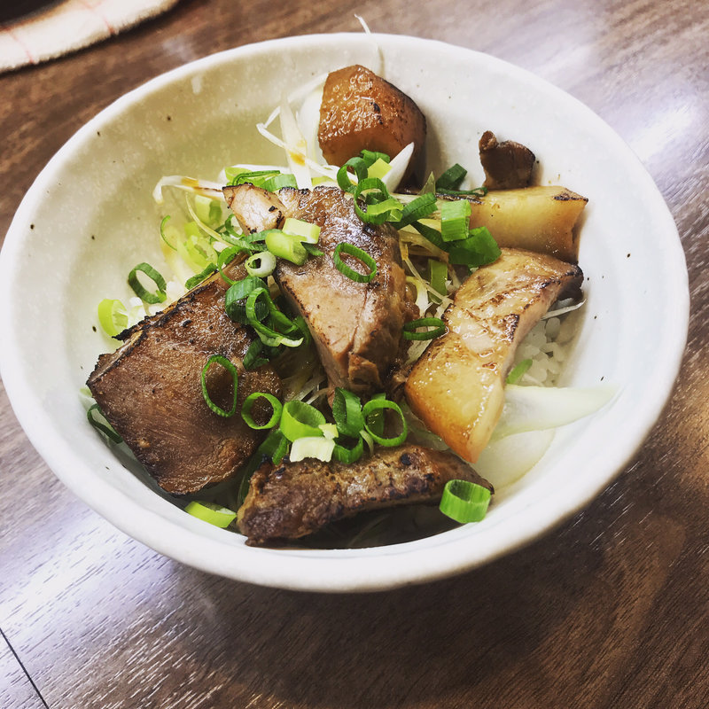 ミニチャーシュー丼(塩そば 一榮)