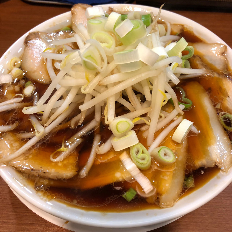 チャーシュー中華そば +もやし(濃厚中華そば 佐とう)