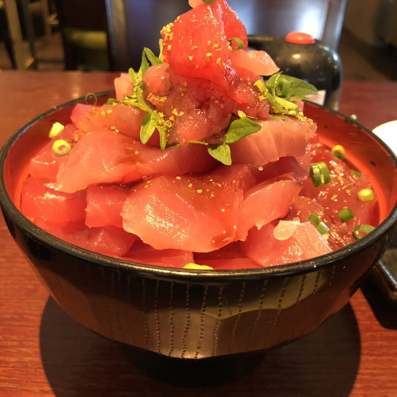 マグロ丼 大(いざかや しんか （IZAKAYA SHINKA）)