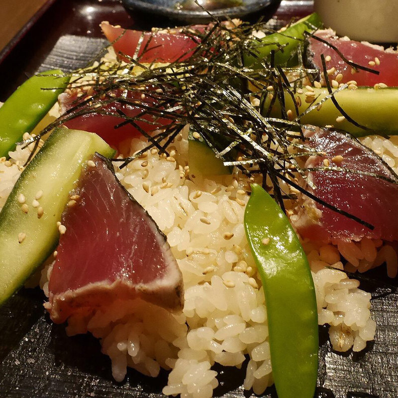 鰹のタタキめし(釜揚げうどん 鈴庵 )