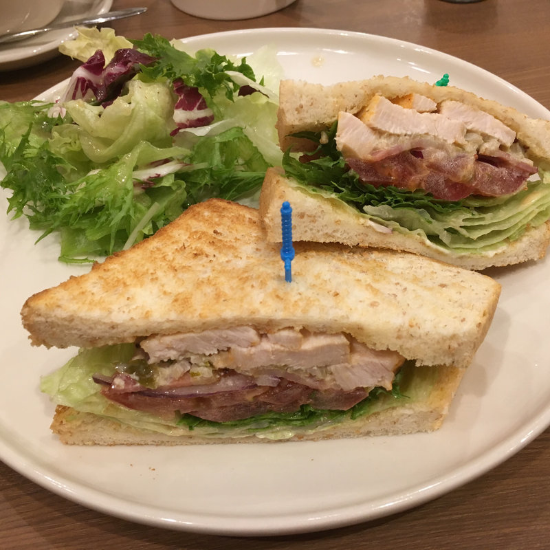クラブハウスサンド(Cafe Downey ゲートタワー店)