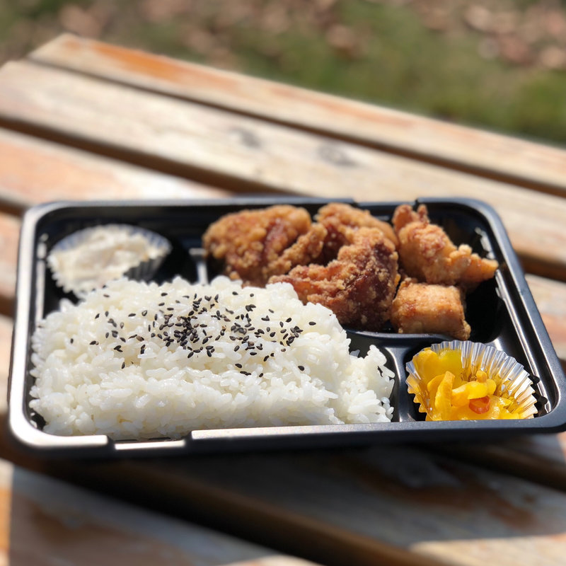 まんぷく弁当(からあげ 大吉っちゃん)