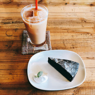 (AOZORA COFFEE SHOP)