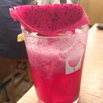 南国の恵みドラゴンフルーツサワー(トーキョーサワースタンド)