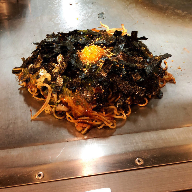 お好み焼き広島満月焼き （そば入り）(五エ門 胡町店 （ごえもん）)