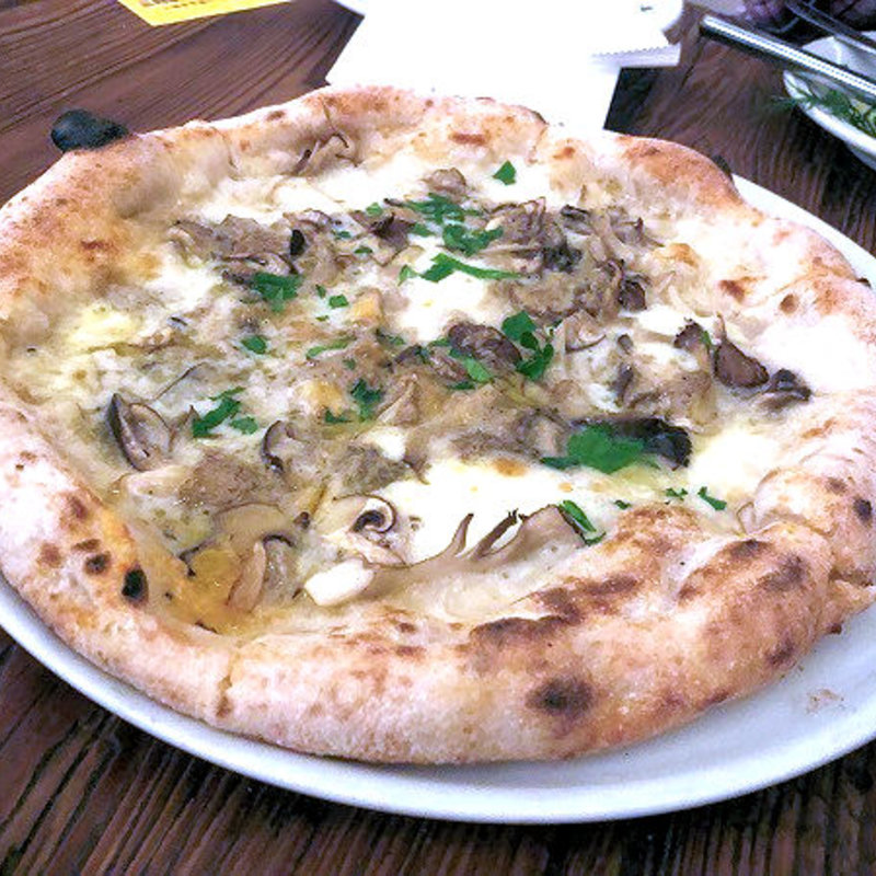 ピッツァ・フンギ(VACANZA)