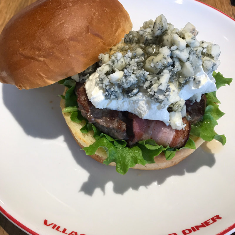 ゴルゴンゾーラチーズバーガー(ヴィレッジヴァンガード ダイナー原宿)