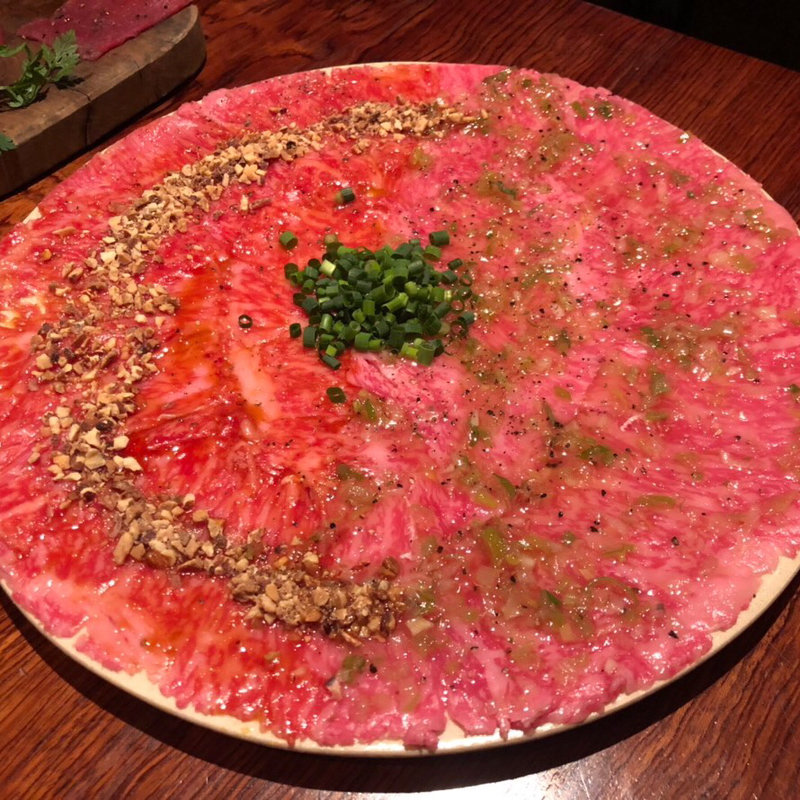 日本一のサーロインユッケ(恵比寿焼肉　kintan （エビスヤキニクキンタン）)