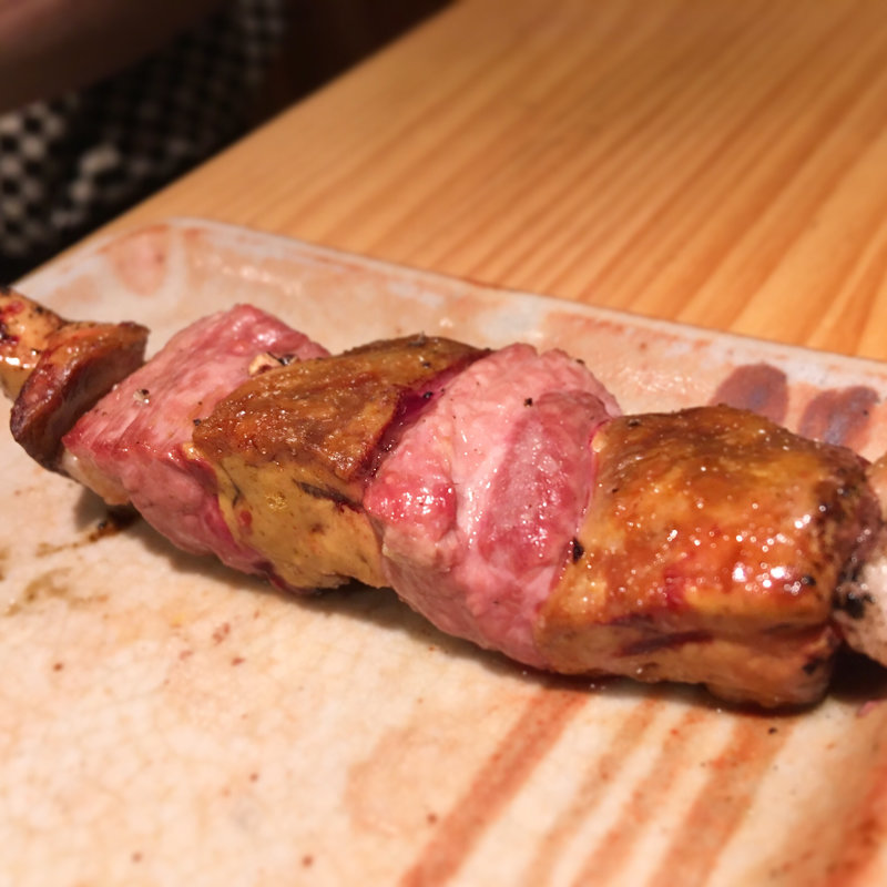 鴨と白レバーの串焼き(黒門町焼き鳥 たがみ)