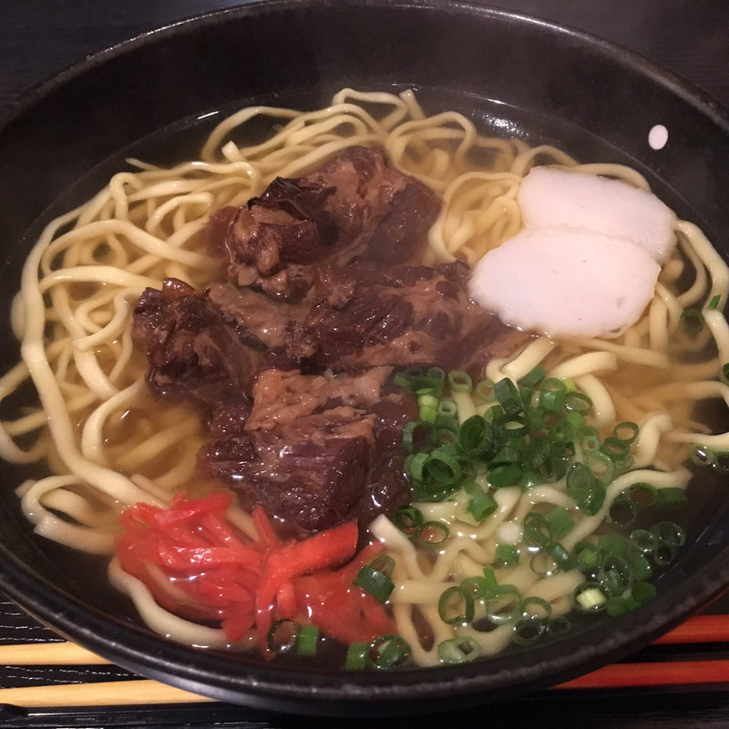 ソーキそば(沖縄料理わがん)