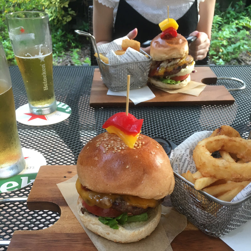 (MuuMuuDinerNU茶屋町プラス店)