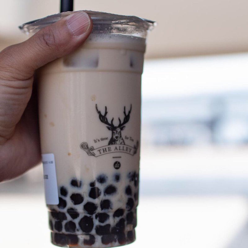 鉄観音タピオカミルクティー(THE ALLEY マリンピア神戸店)