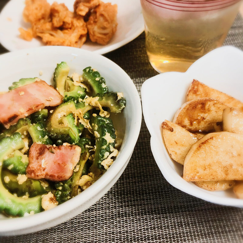 ゴーヤチャンプルー 山芋のステーキ 軟骨唐揚げ(すえ☆pi亭)