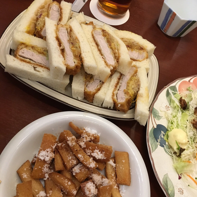 特性カツサンド(tokinon 50/1.4 （ときのん ごじゅう いってんよん）)