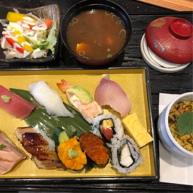 花ひとひら(にぎり長次郎 楠葉店)