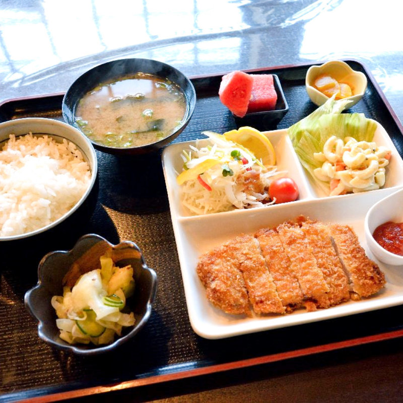 とんカツ定食(新開 )