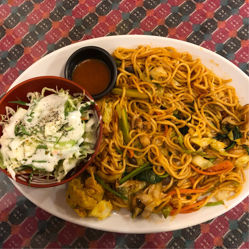 チョウメン(ヤク＆イエティ （Yak＆Yeti）)