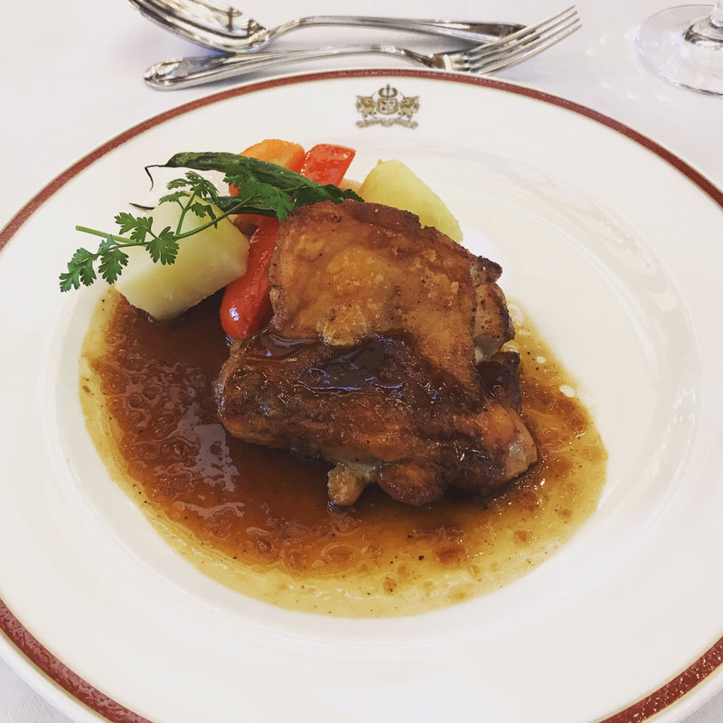 スモークチキンのソテー(ブリティッシュヒルズ )