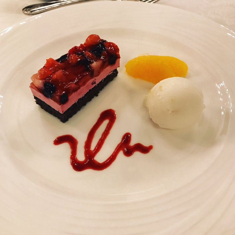 ダブルベリーのムース(ブリティッシュヒルズ )