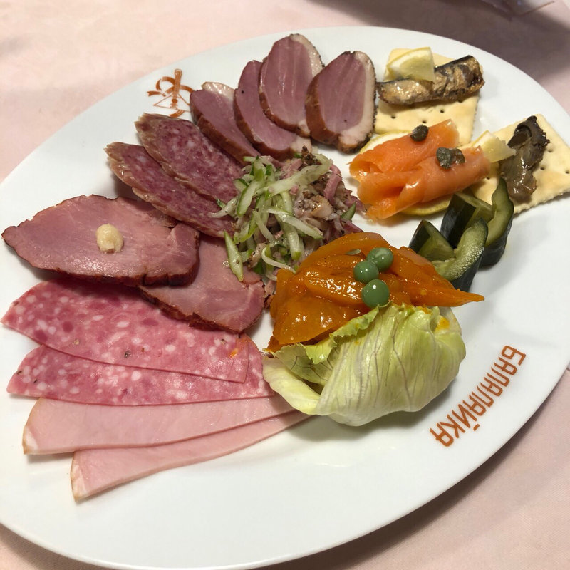 オードブル(バラライカ)