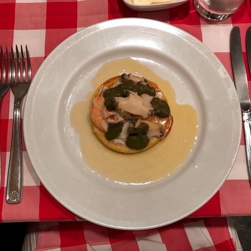 エビと貝とトウモロコシのパンケーキ(ディーバ)