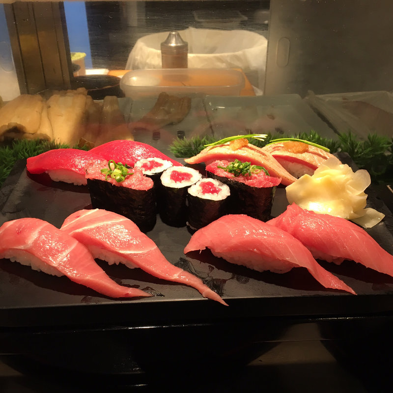 にぎりセットメニュー　まぐろざんまい(すしざんまい本陣)