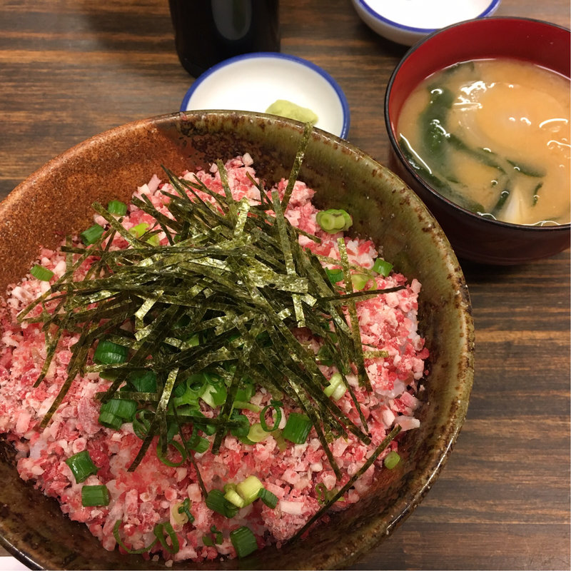 牛トロ丼(濱田)