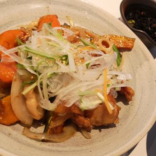 鶏肉と野菜の黒酢炒め(手しおごはん玄 中野坂上店)