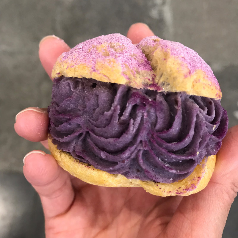 紅芋シュークリーム(ユナミ ファクトリー （YUNAMI FACTORY）)