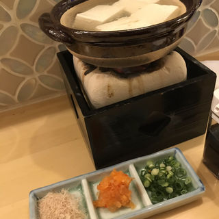 湯豆腐(十香 立呑和バル)