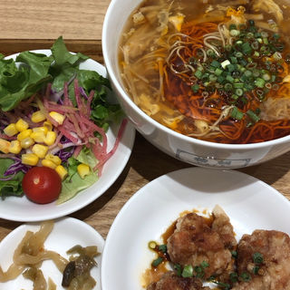 酸辣湯麺セット(糖朝 CAFE 横浜ランドマークプラザ店)