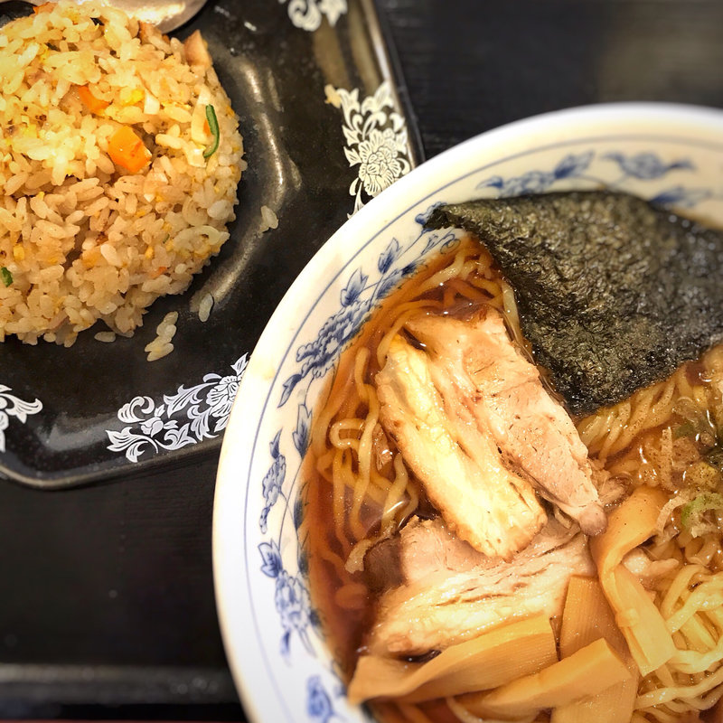 醤油ラーメン 半チャンセット(らーめん・餃子 豊久)