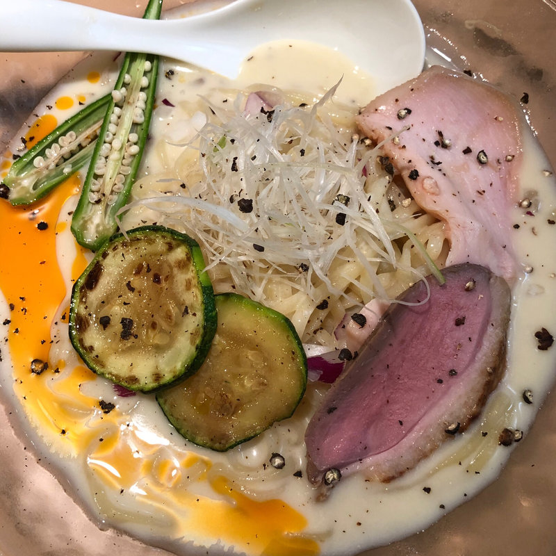 (らぁ麺　はやし田)