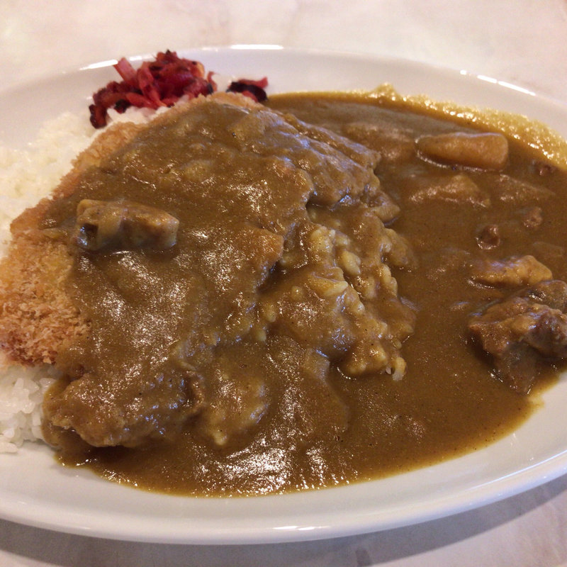 カツカレー(マルカンビル大食堂)