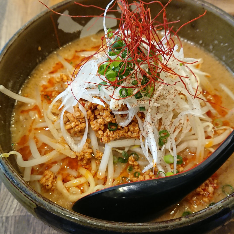 濃厚胡麻みそ担々麺(ど・みそ 西新井店)