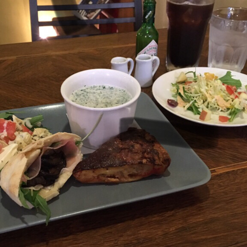 メイン(サラダ・ドリンク・パフェ)(ロマンティコ・ロマンティカ)