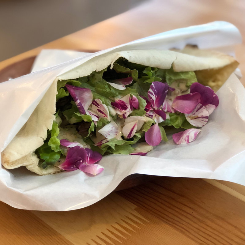 (カフェ ラスティック)