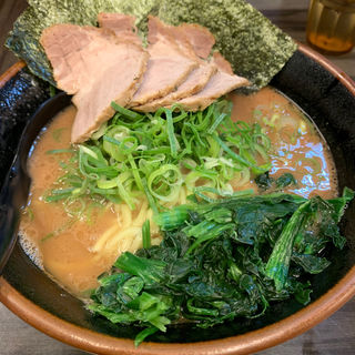 チャーシュー麺(横浜家系らーめん 武術家)
