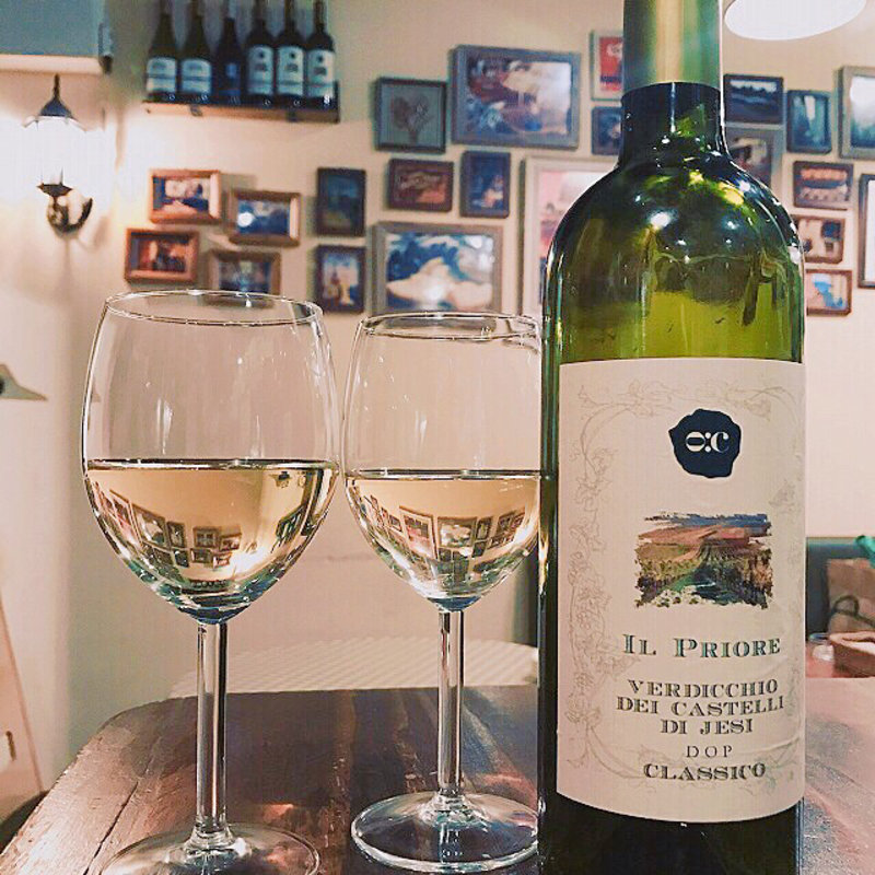 白ワイン(炭火イタリアン CARBO)