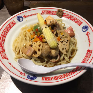 Colorful Cold Soup-less Ramen(ソラノイロ Japanese soup noodle free style 本店)
