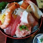 海鮮丼(海鮮料理 なかの)