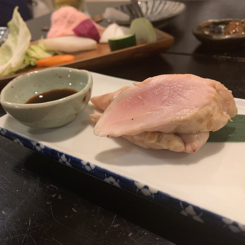 ささみのたたき 溜まり味噌と山葵で(かげろう （味噌炭）)