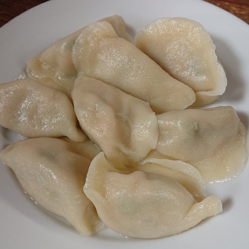 豚肉入り水餃子（8個）(歓迎 あやめ橋店)