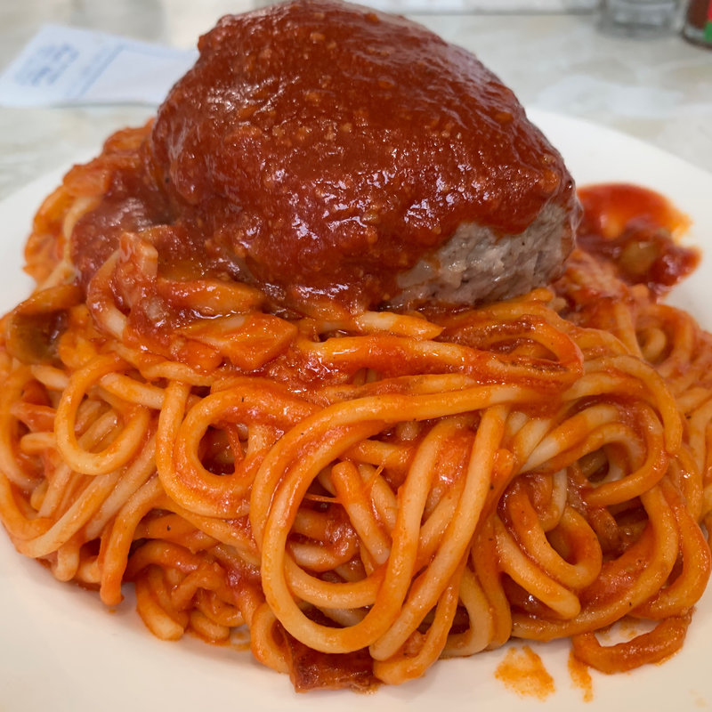 ハンバーグスパゲティ大盛り(カフェテラス ポンヌフ)
