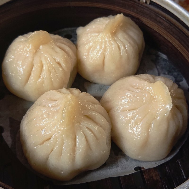 小龍包（4個）(歓迎 あやめ橋店)